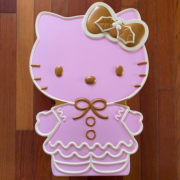 Brand New Pink Hello Kitty Gingerbread Girl Christmas Mold 26”